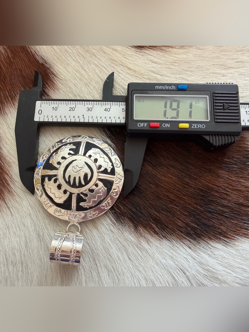 ❤️ Signed Navajo Alonzo Mariano Bear Claw Story Teller Pendant Sterling 2.69”L - Picture 14 of 16